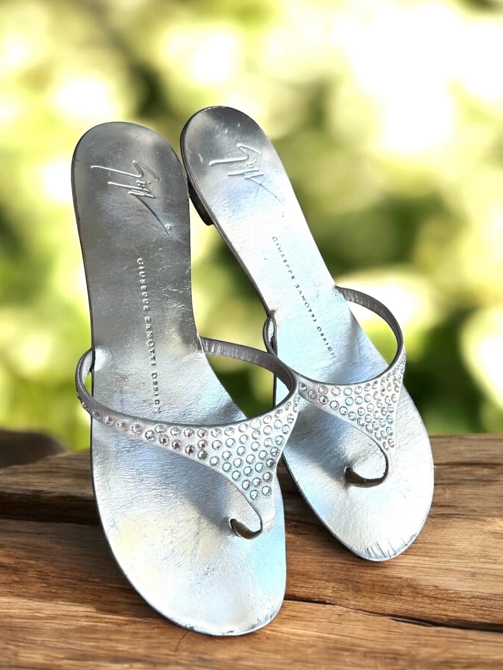 Giuseppe Zanotti Crystal Embellished Silver Sandals Slides